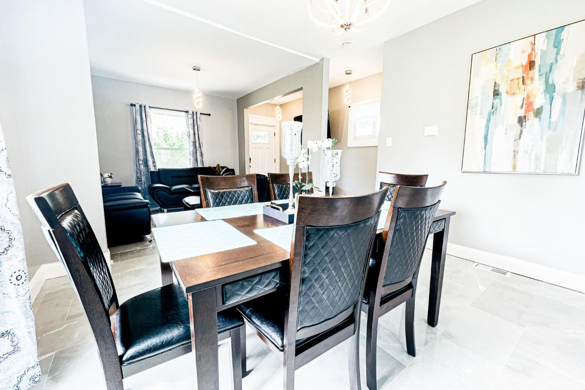 2 Homes, 1 Stay-7Br Niagara Falls Compound Dış mekan fotoğraf