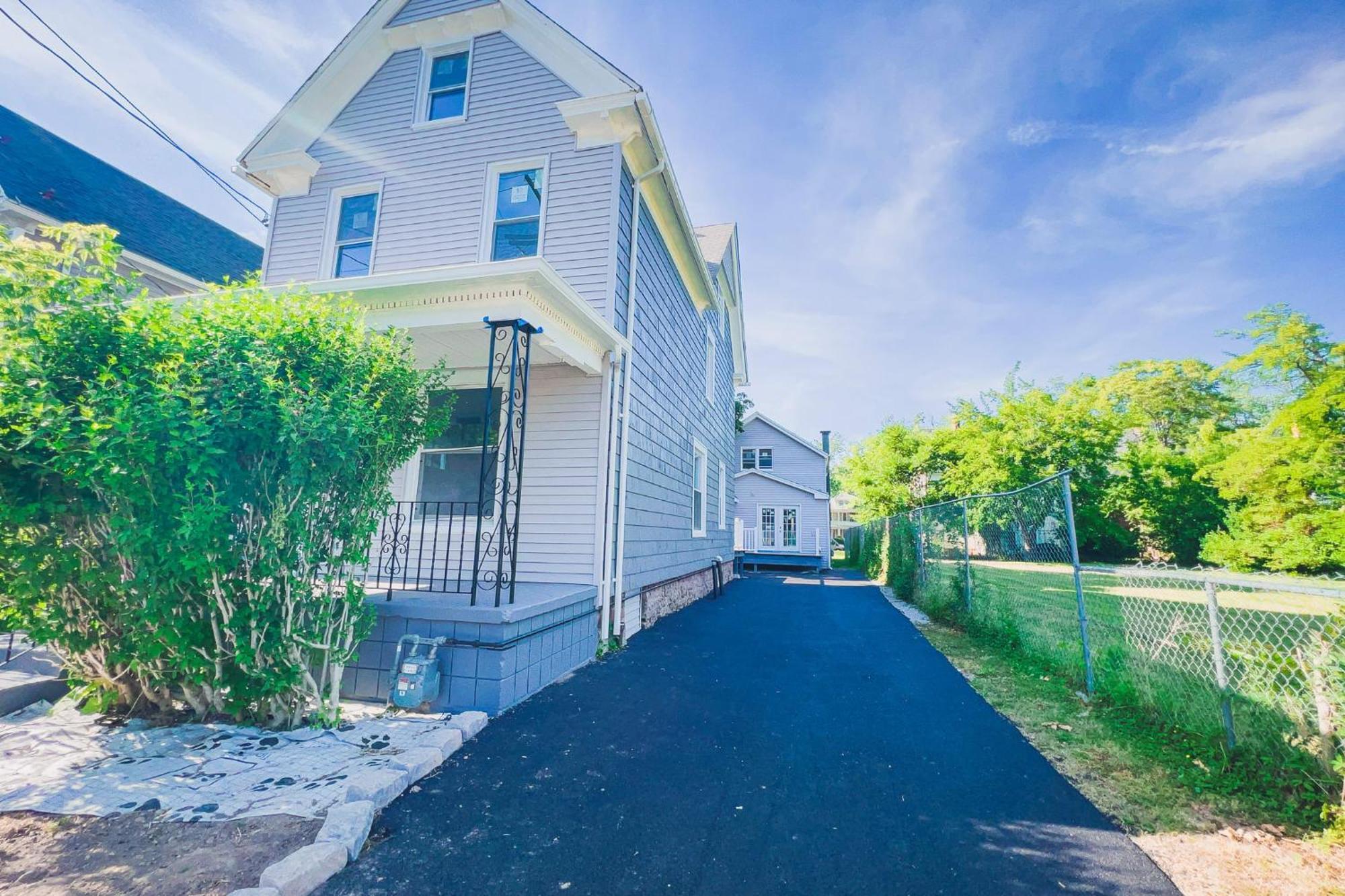 2 Homes, 1 Stay-7Br Niagara Falls Compound Dış mekan fotoğraf