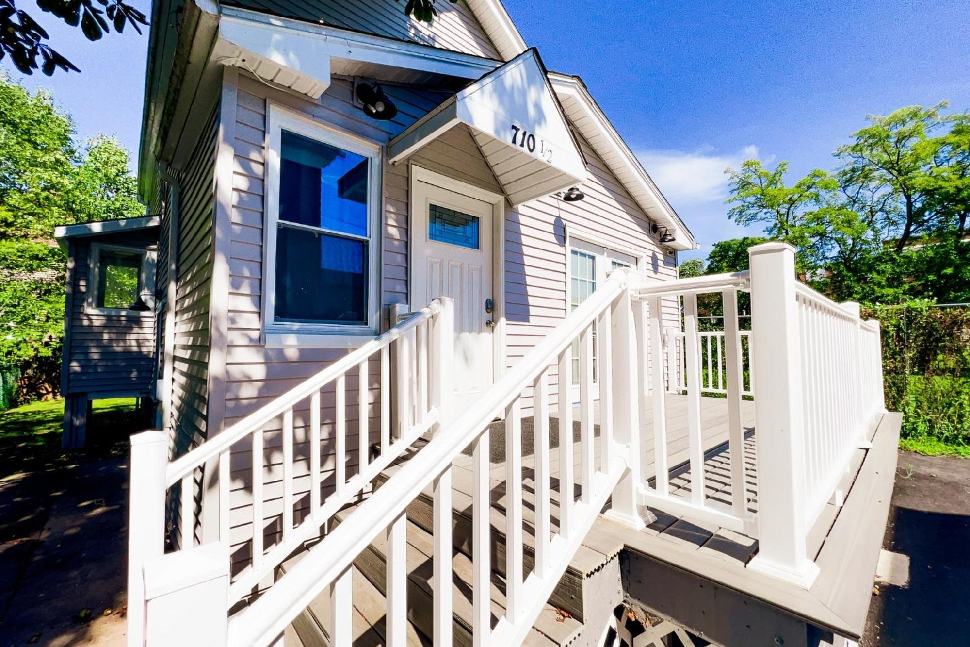 2 Homes, 1 Stay-7Br Niagara Falls Compound Dış mekan fotoğraf