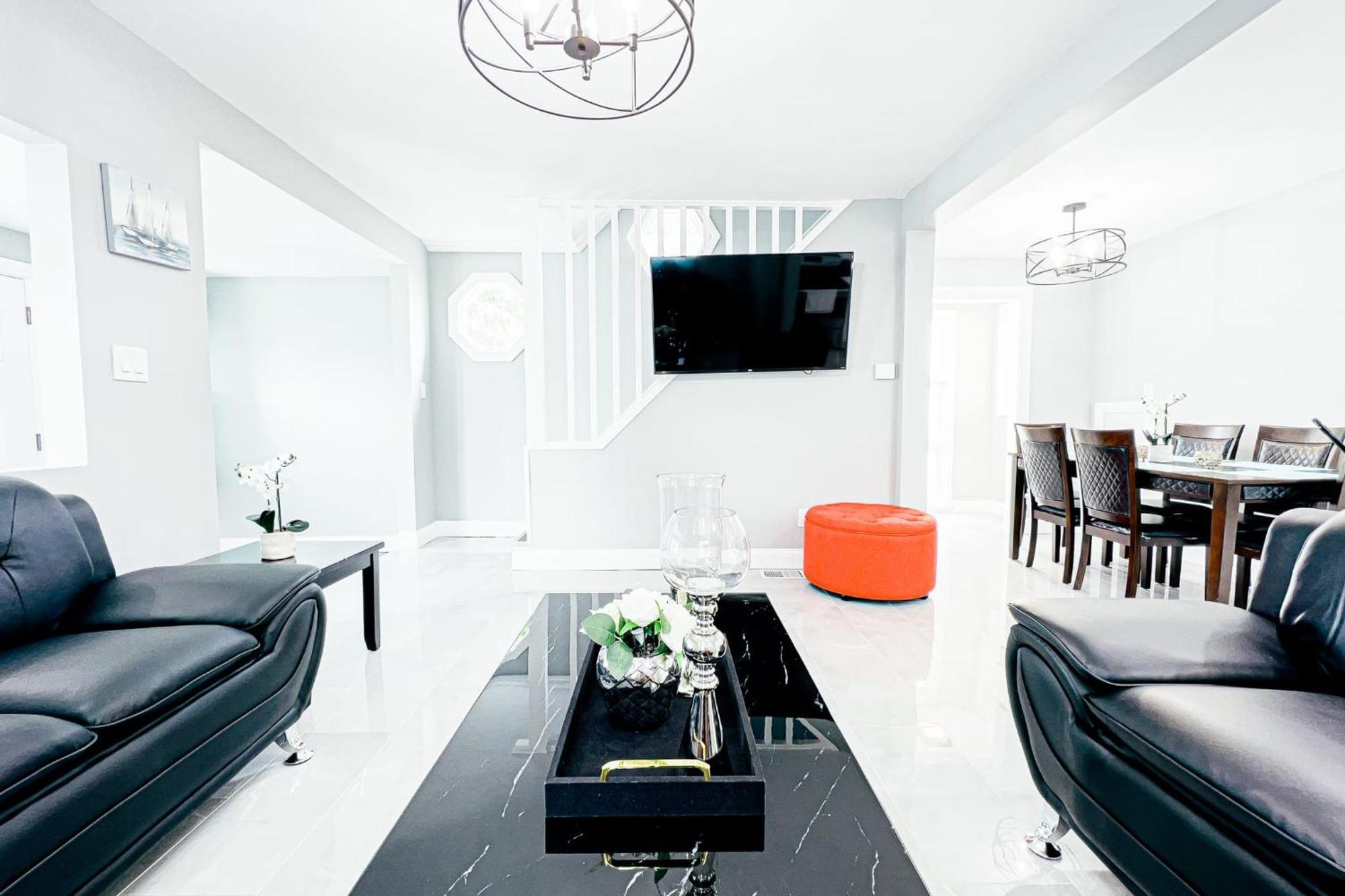 2 Homes, 1 Stay-7Br Niagara Falls Compound Dış mekan fotoğraf